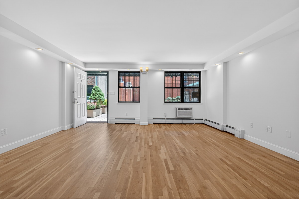 503 East 13th Street #E1 interior